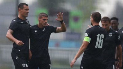 Десподов се контузи