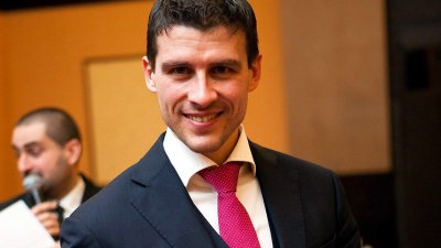 Ивелин Михайлов: Палят незаконни сметища и ги прикриват със соларни панели