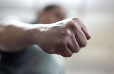 Закопчаха двама младежи за побой в град Левски