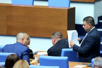 Депутатите приеха правила за избор и на зам.-омбудсман 