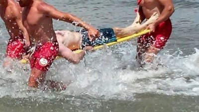 Мъж се удави на централния плаж в Балчик