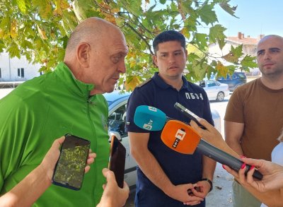 Частично бедствено положение в Лесово: Огънят пълзи към Турция