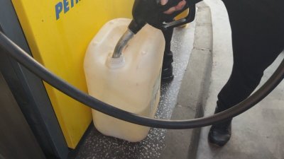 Ценови шок в Румъния: Вдигат данъците, ДДС-то, горивата... 