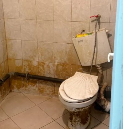 Това ли са добрите условия в интерната с битите деца в село Варненци?