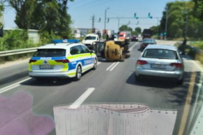 Мотокар се обърна на Околовръстното на Пловдив