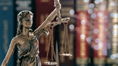 Година по-късно дадоха на съд мъж, обвинен за убийството на майка си в Севлиево