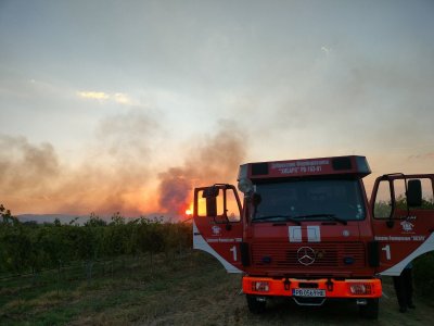 Пожар пламна във Врачанско
