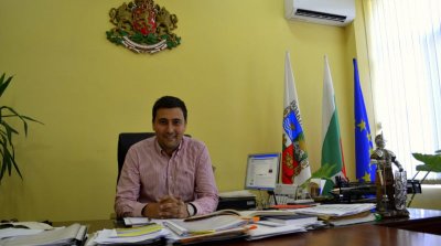 Дребна риба: Осъдиха кмета на Йоаким Груево, заверил фалшиво пълномощно