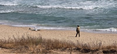 Военен дрон изплува тази сутрин на плаж Хармани в Созопол Сигналът на