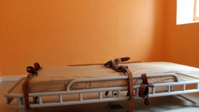 Жена избяга от психодиспансер в Кюстендил, издирват я