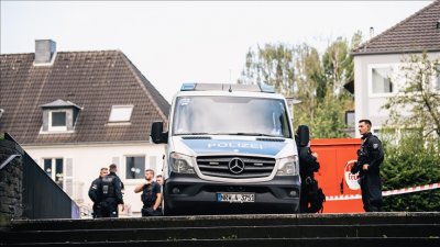 В Золинген почитат жертвите на миналогодишното клане
