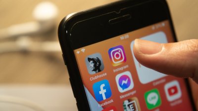 Варненски студенти създадоха приложение за сигнали от морето и крайбрежието