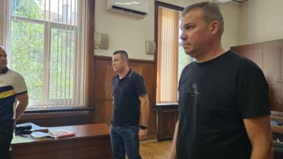 Вдигнаха на 50 бона гаранцията на Николай Перчемлиев, под чиято ферма бе открита цигарена фабрика