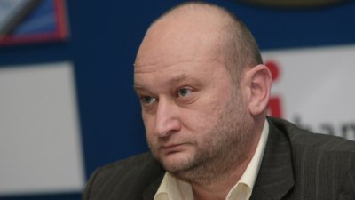 МАЛОУМИЕ: Депутати от ПП предложили дистанция от 300 м на пътя