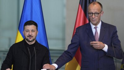 Зеленски пристига в Берлин за видеоконферентен разговор с Тръмп