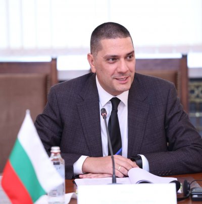 И Христо Гаджев се включи в неделния спор за държавните имоти