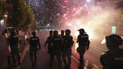 Не стихват протестите в Сърбия срещу управлението на Вучич