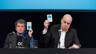 Александър Иванов е писател и инфлуенсър един от любимците на