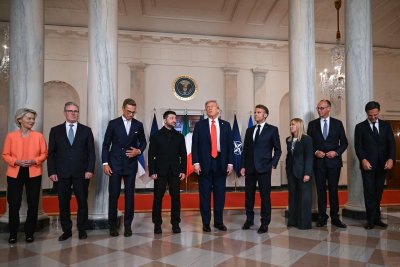 Преговорите между Тръмп, Зеленски и европейските лидери (НА ЖИВО)