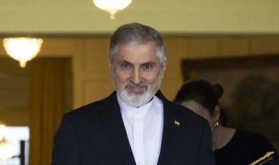Австралия пъди иранския посланик