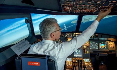 Пътник се опита да влезе в пилотската кабина, приземиха самолета