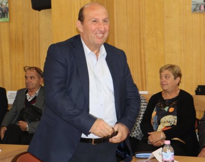 Прегрупиране: Общинари на ГЕРБ бягат в ДПС-Ново начало 