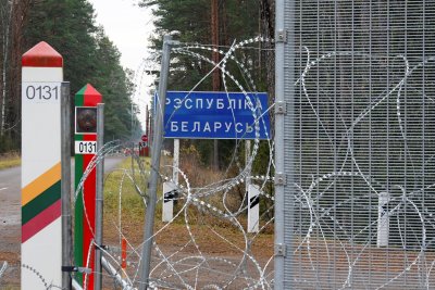 Литва установи забранена за полети зона по границата си с Беларус