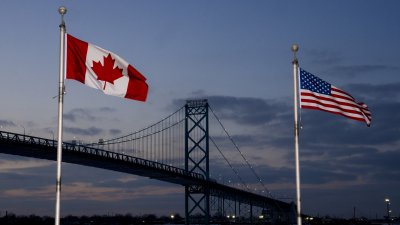 Канада сваля част от ответните мита върху US стоки 