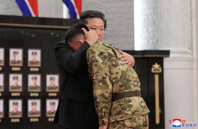 Ким Чен-ун награди севернокорейски войници, воювали за Русия