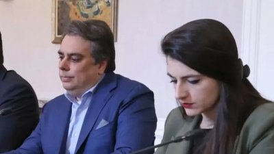 ВЯТЪРЪТ НА ПРОМЯНАТА: Ще набие ли Асен шута на Лена?