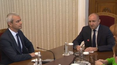 Калина Андролова: Радев ще източи "Възраждане" за ново ПП, център-ляво