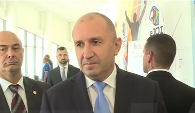 Радев към младите информатици: Европа има остра нужда от хора като вас 