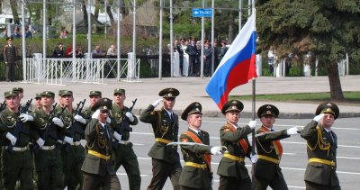 Русия харчи половината си бюджет за война