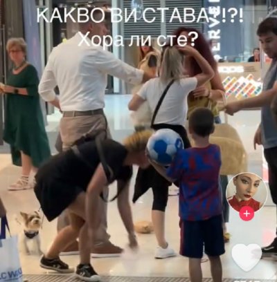 КАКВО СТАВА ДНЕС? Жесток женски бой в "Ринг мол" (ВИДЕО)