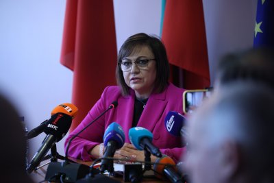 Нинова: Засекретиха доклад за кражбите на водната мафия и ми забраниха да говоря 