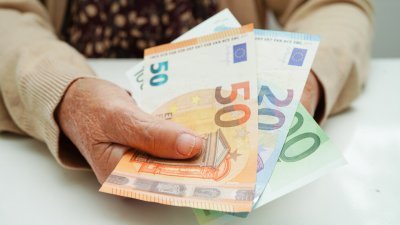 Омбудсманът и НОИ стартират кампания „Пенсиите в евро“