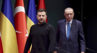 Ердоган говорил по телефона със Зеленски, дава му рамо 