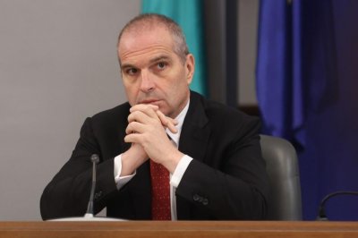 Гроздан Караджов: Ще внеса поправки за десетократно увеличение на глобите за авиокомпании и наземни оператори