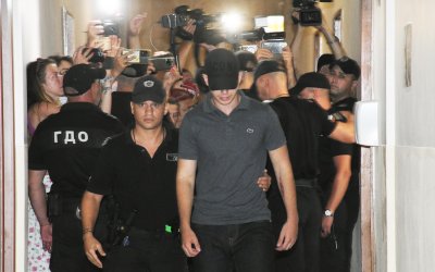 Преди ужаса с АТВ-то: Никола пушил трева на рожден ден