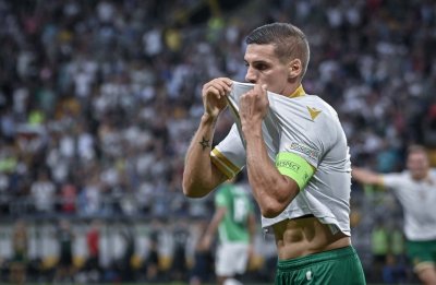 Десподов аут за близо месец