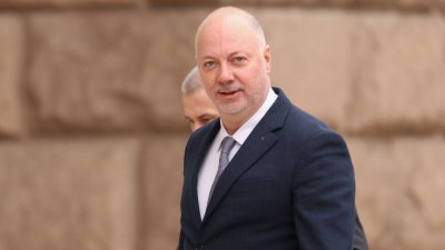 Желязков към младите в Подгорица: Живеем в свят на безпрецедентна надпревара, иновациите са в центъра на икономиките