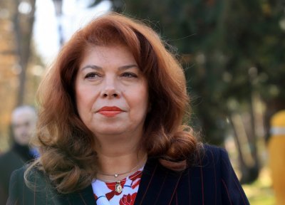 Йотова: Нашите предци укрепваха държавата, а ние я рушим