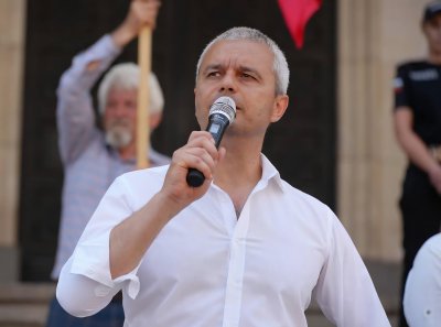 Костадинов използва Съединението за реклама на протеста си