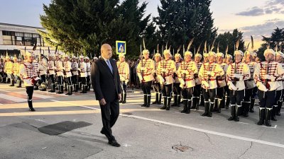 Президентът в града на Яворов: Пазете жив спомена за гордите българи,предрешили съдбата на България за идните поколения