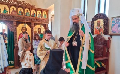 Патриархът: Народът ни е бил сам с Бога и е успял
