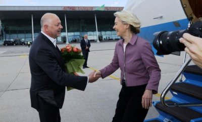 Премиерът направи пълен кръг в обясненията си за самолета на Урсула