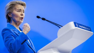 52% от европейците за споразумението с Тръмп за митата: Унизително!
