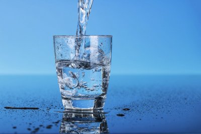 КЕВР гласува поскъпването на водата до 9%