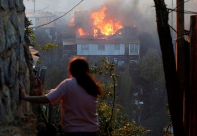 Пожар унищожи 200 къщи