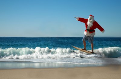 Коледа по света – елени, сауна и сърф